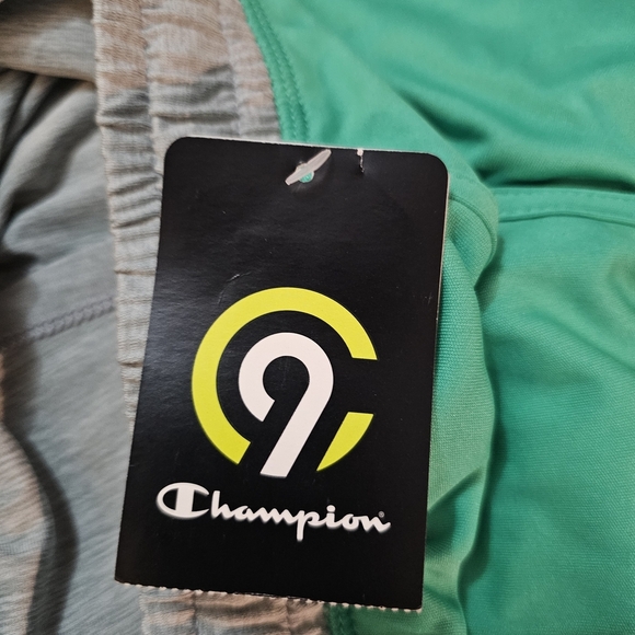 C9 by Champion Women's Green and Gray Breathable Inner Short Athletic Shorts XXL - Picture 4 of 9